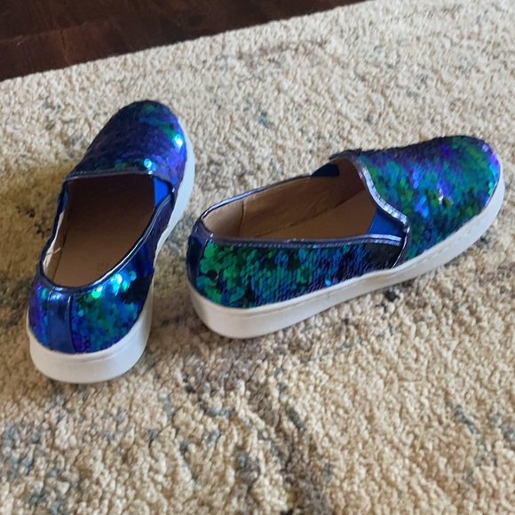 NWOT Mermaid Sequin Slip On Shoe - Picture 2 of 5